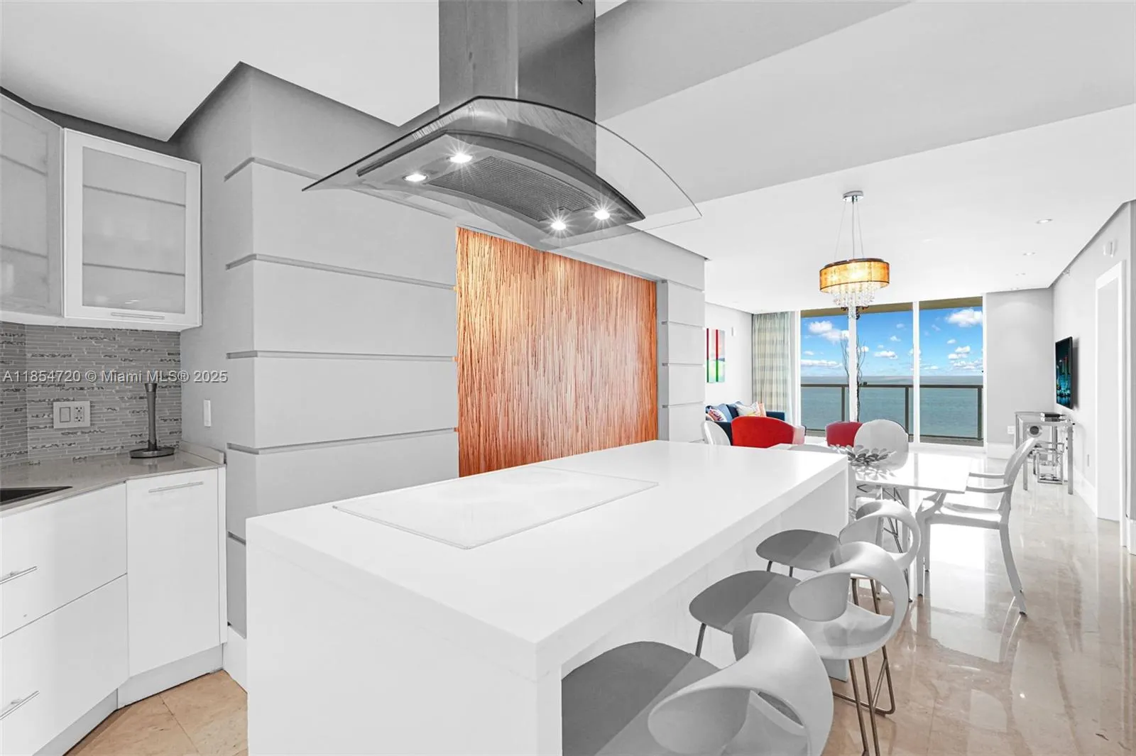 16699 E Collins Ave, #1103