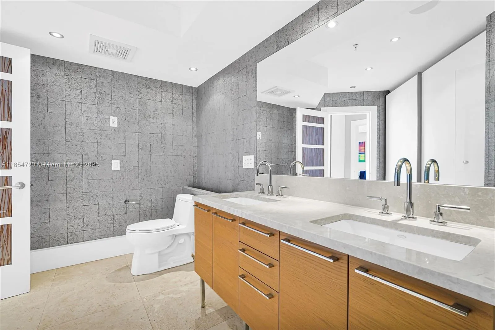 16699 E Collins Ave, #1103
