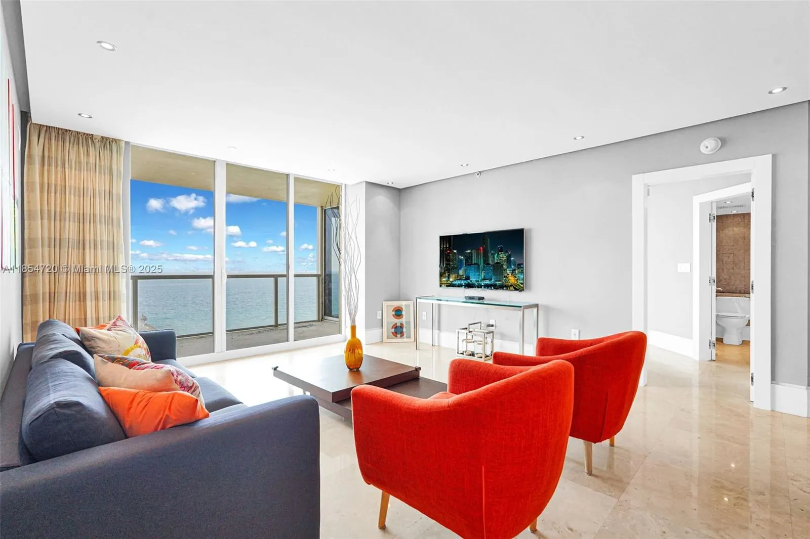 16699 E Collins Ave, #1103