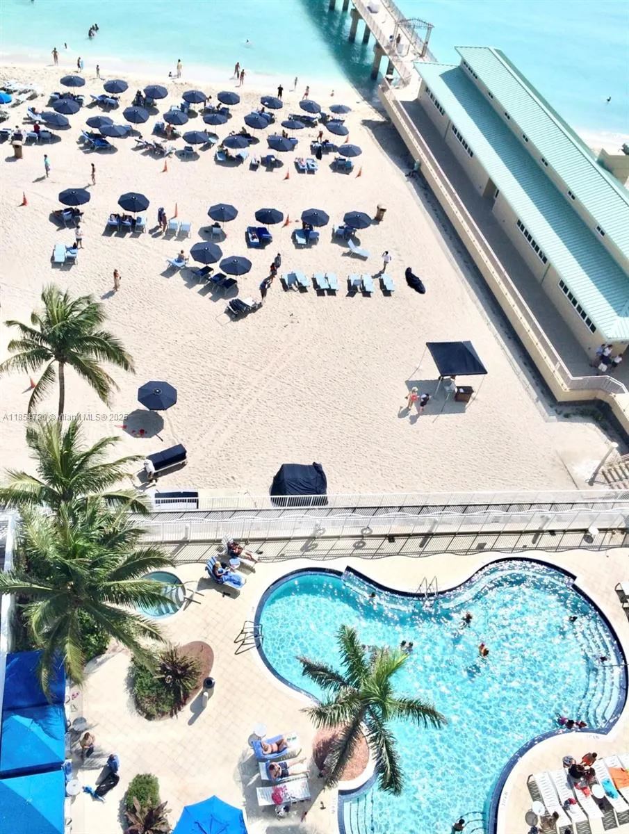 16699 E Collins Ave, #1103