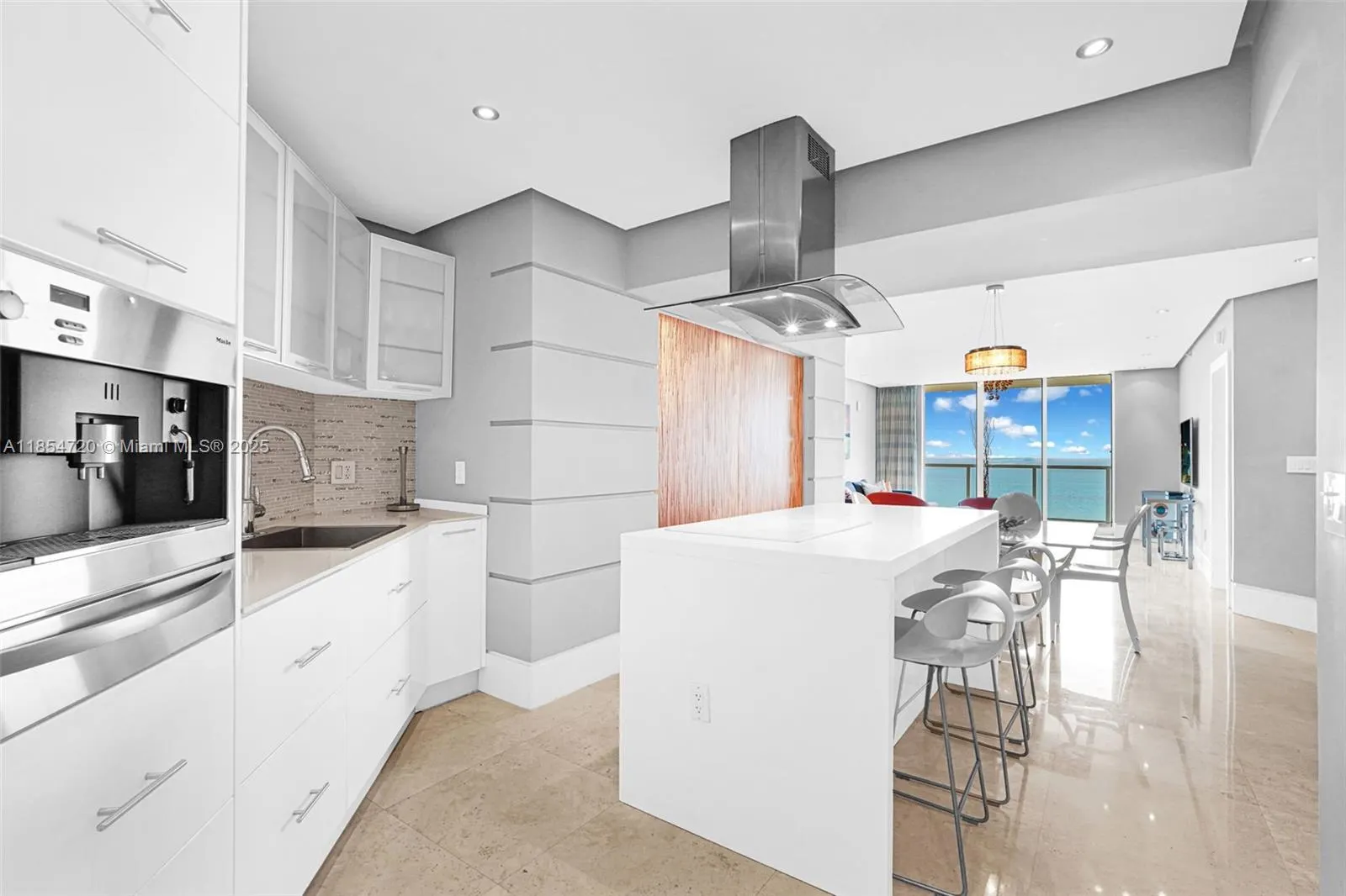 16699 E Collins Ave, #1103