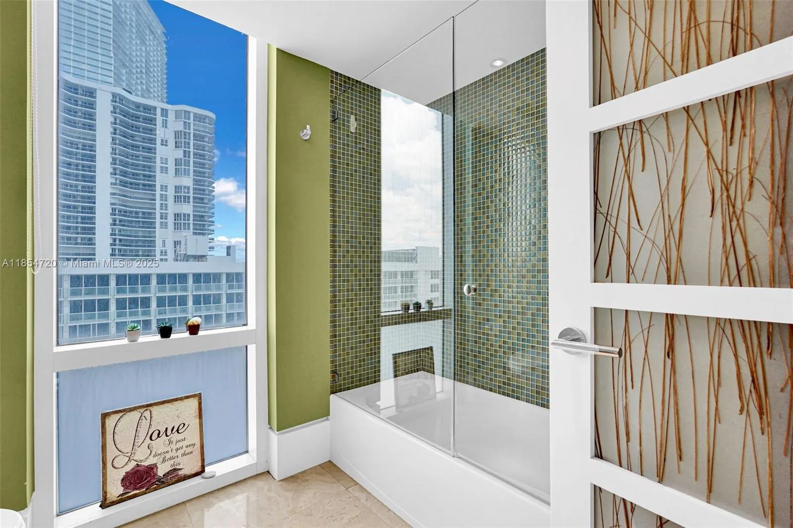 16699 E Collins Ave, #1103