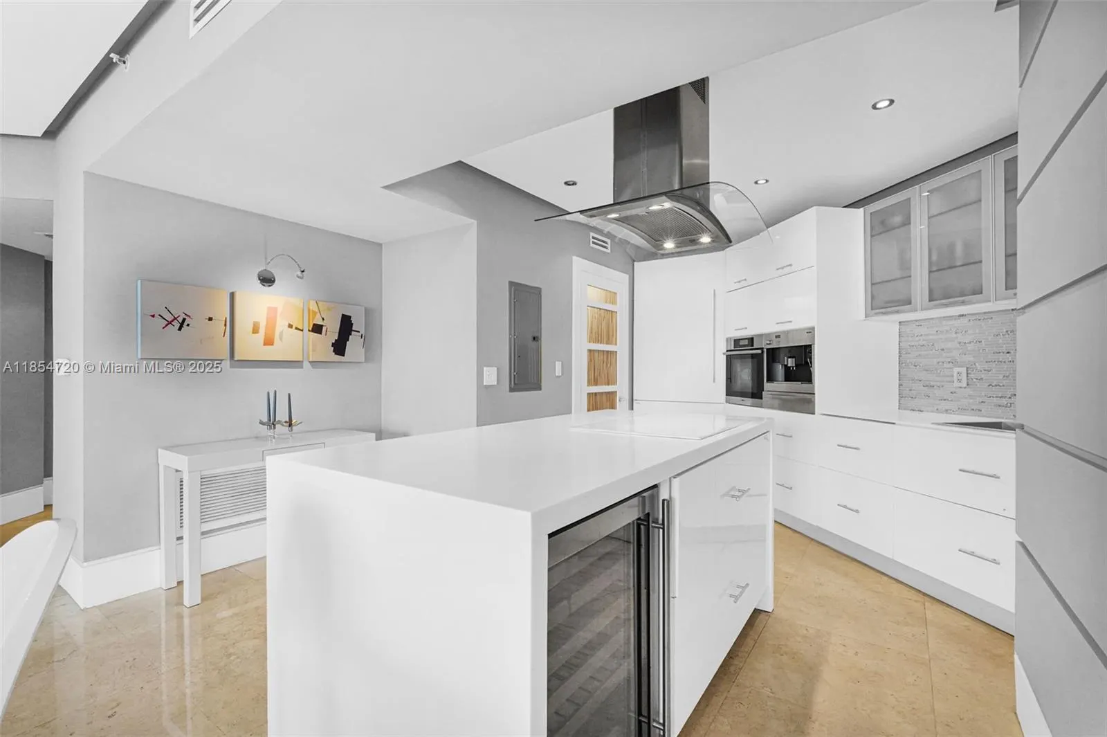 16699 E Collins Ave, #1103
