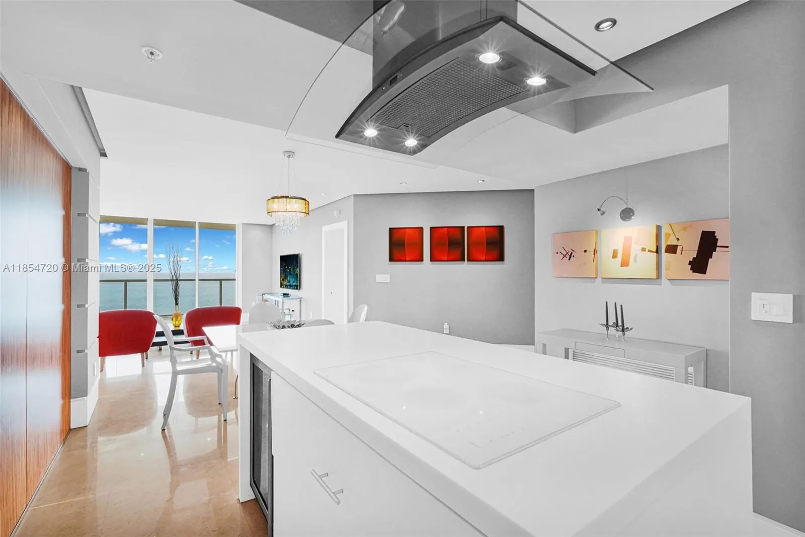 16699 E Collins Ave, #1103