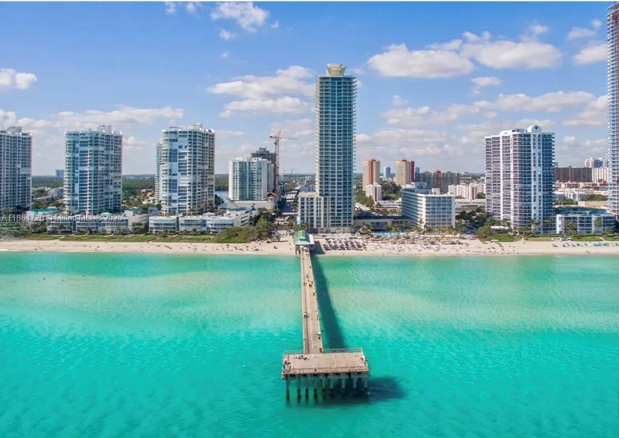 16699 E Collins Ave, #1103