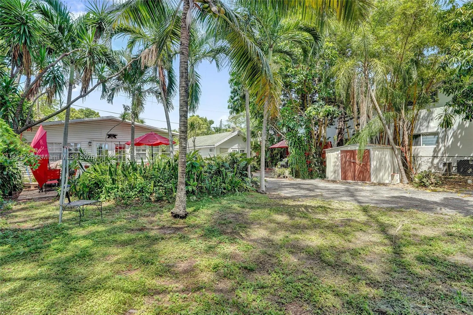 48 SW 14th St