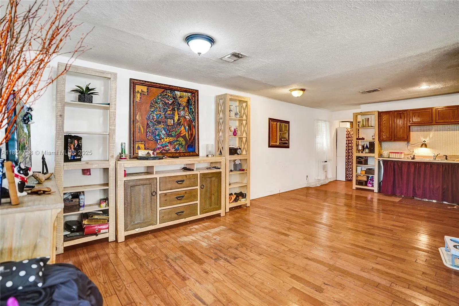 48 SW 14th St