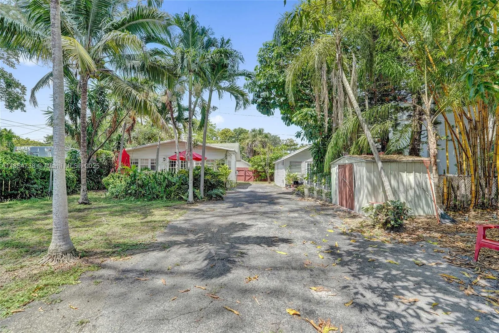 48 SW 14th St