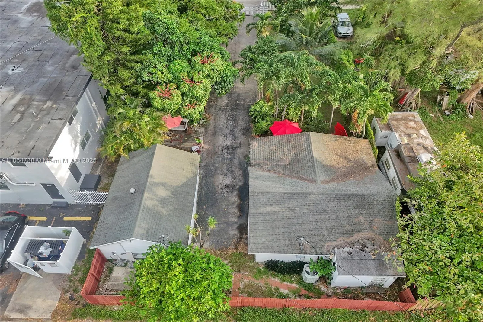 48 SW 14th St