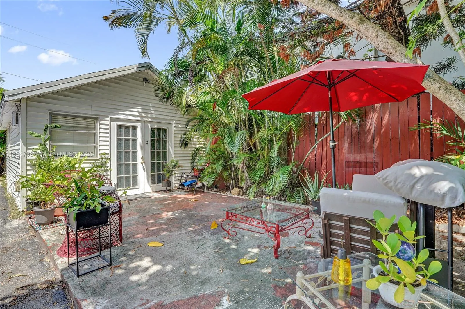 48 SW 14th St