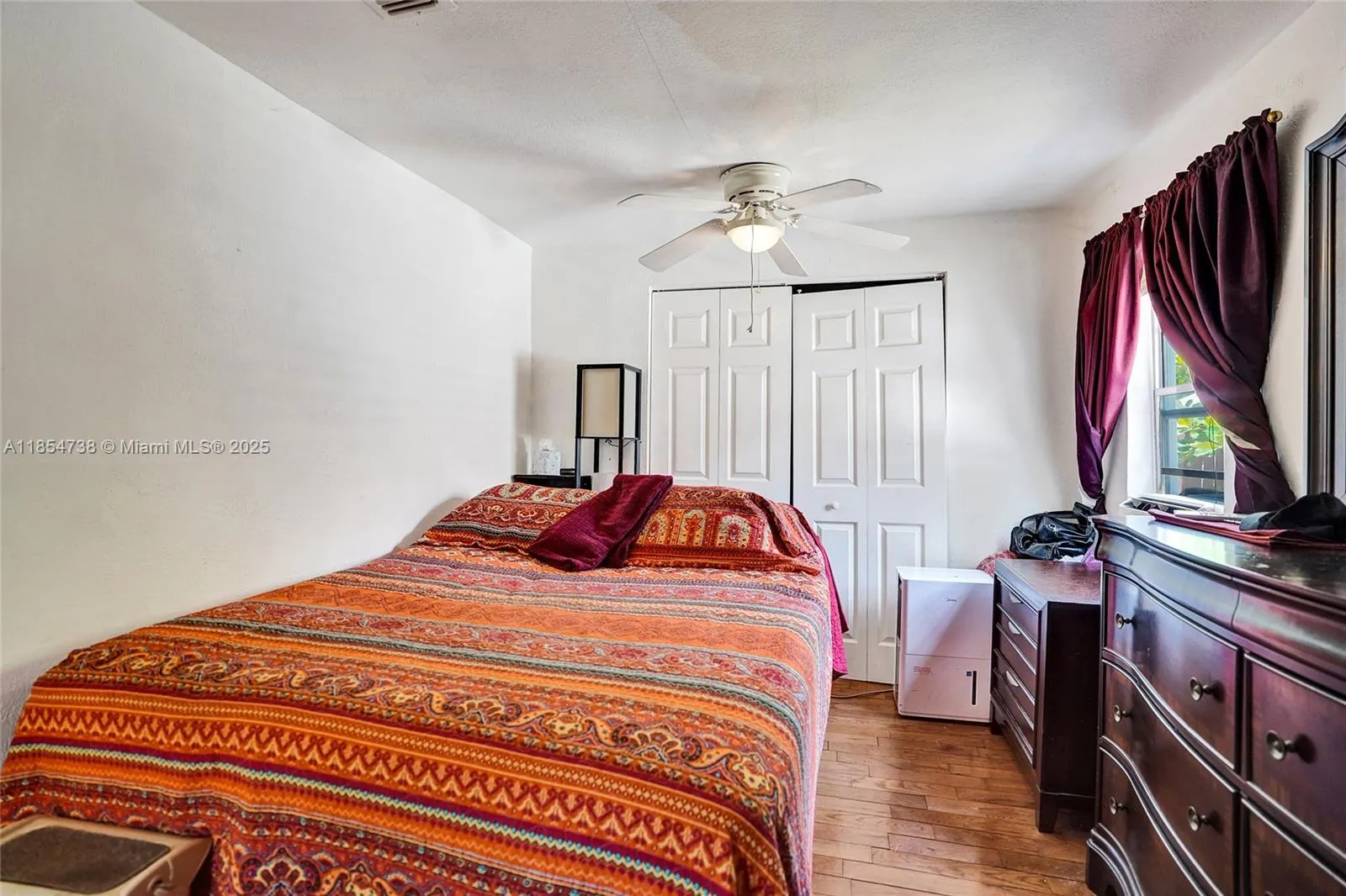 48 SW 14th St