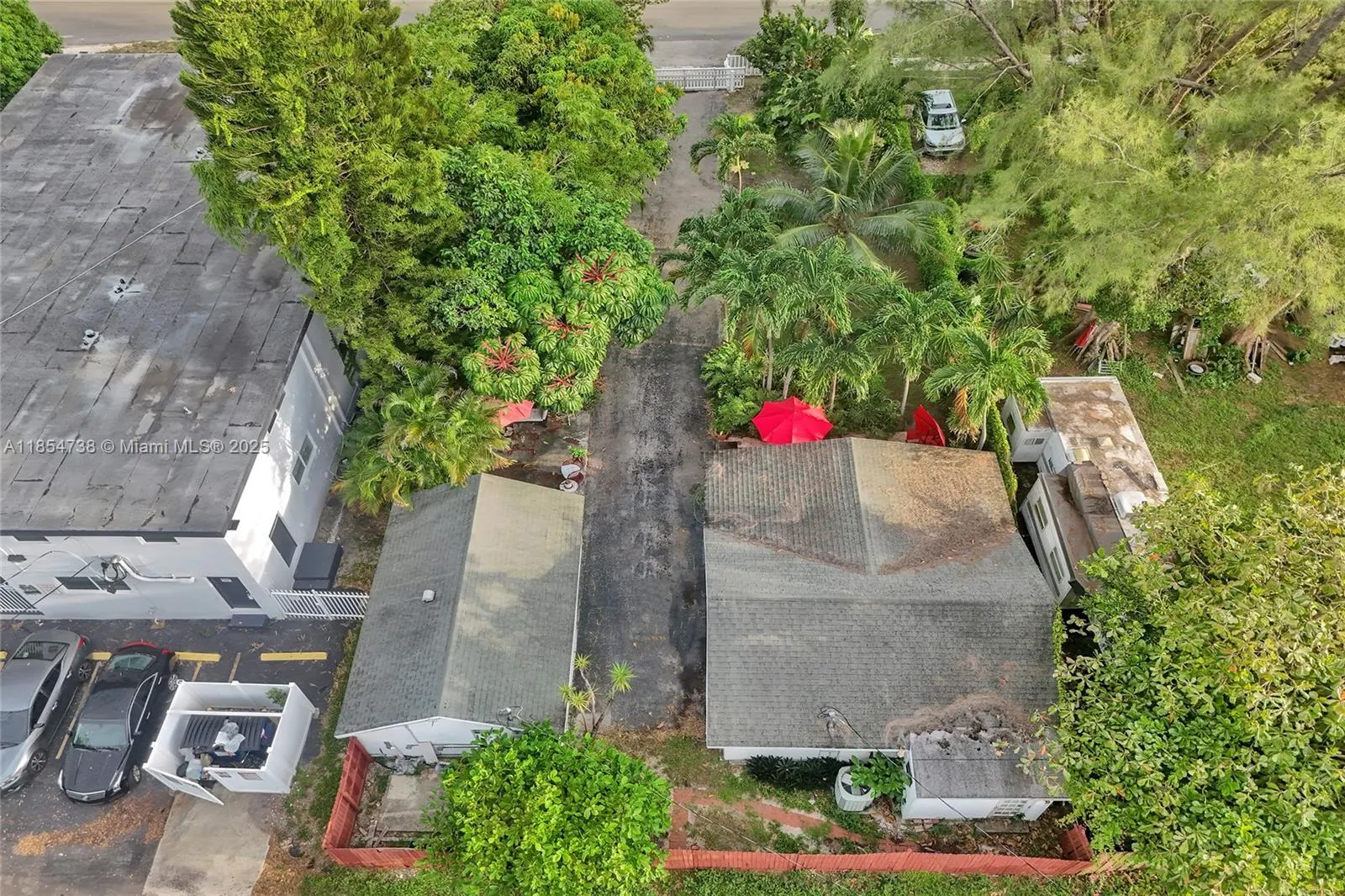 48 SW 14th St