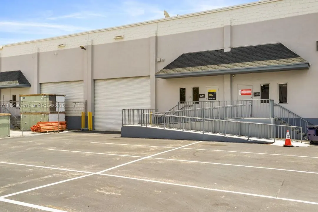 2201 NW 79th Ave, #2051