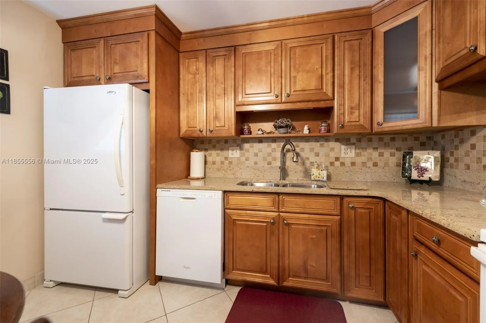 4965 E Sabal Palm Blvd, #303