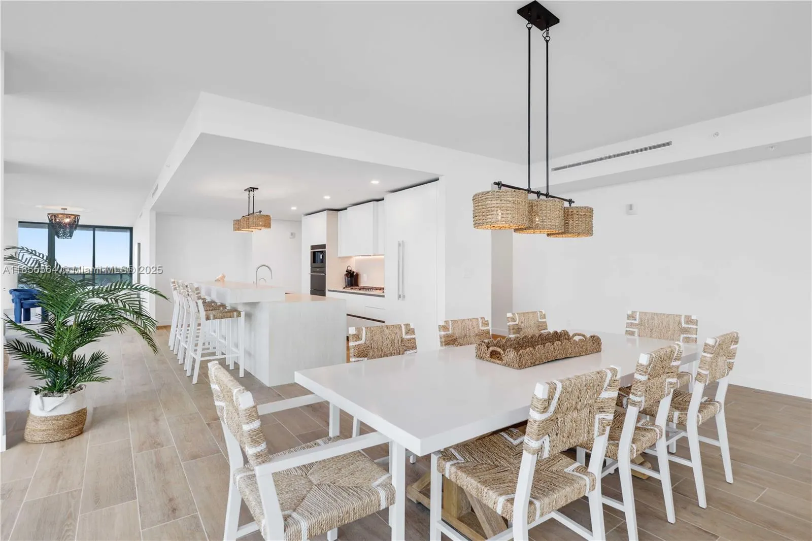 900 N Ocean Blvd, #801