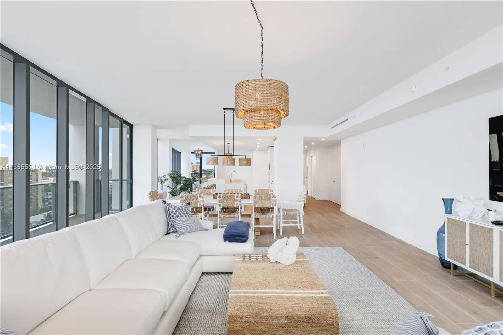 900 N Ocean Blvd, #801