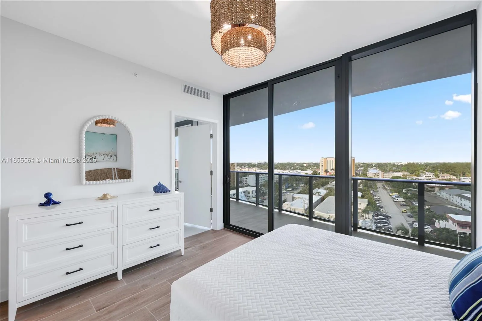 900 N Ocean Blvd, #801