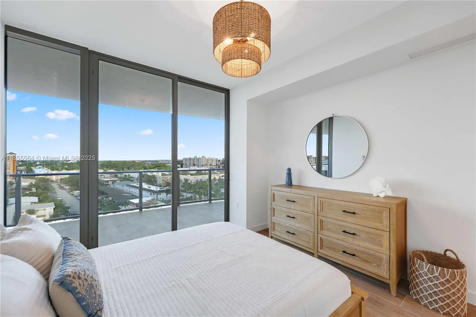 900 N Ocean Blvd, #801