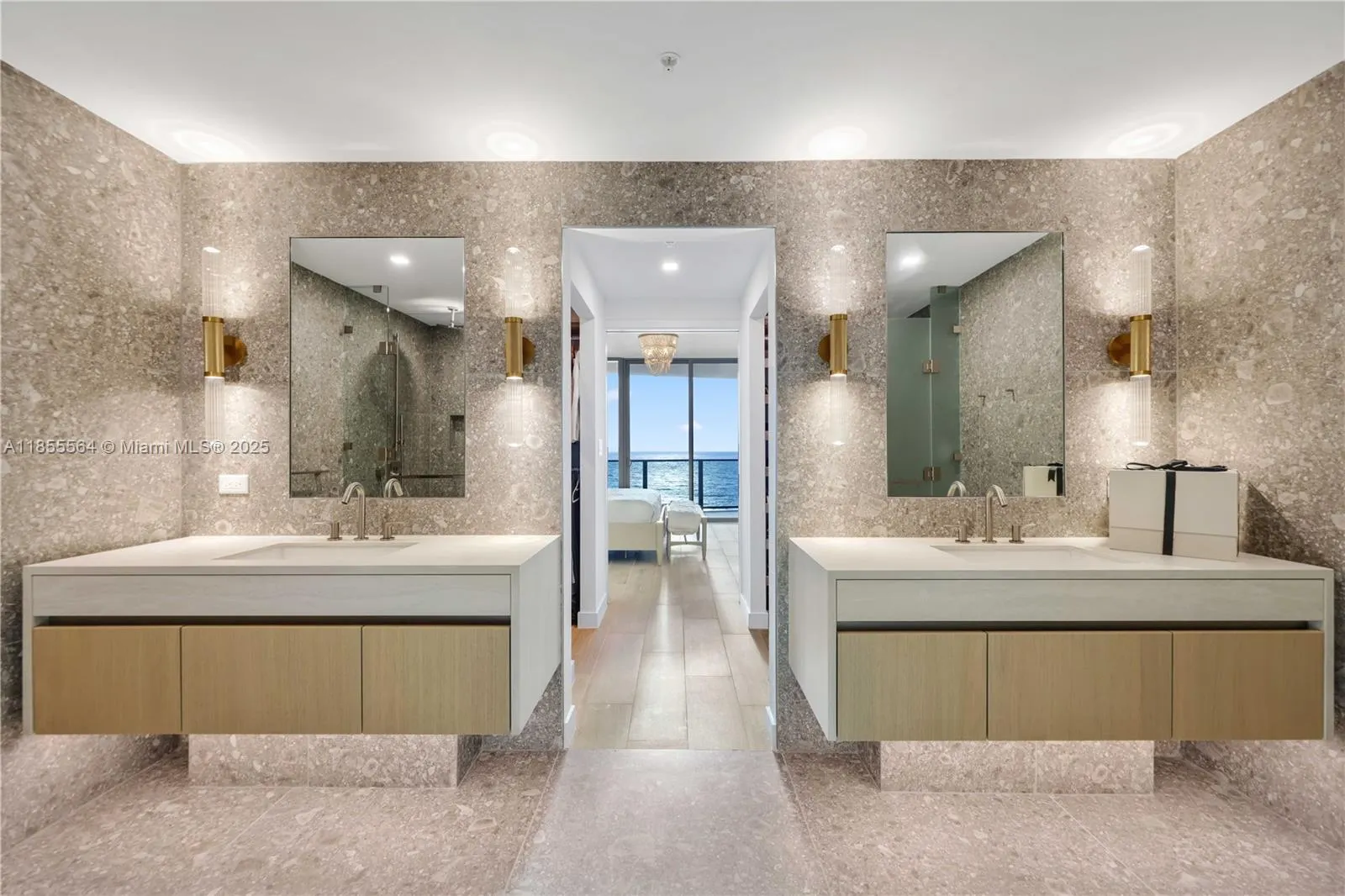 900 N Ocean Blvd, #801