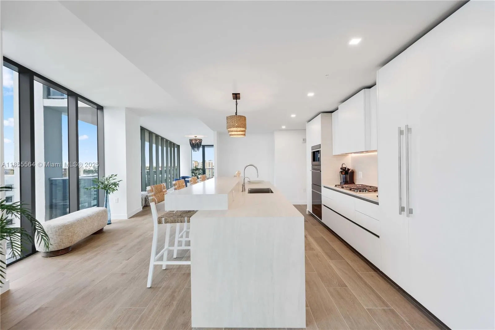 900 N Ocean Blvd, #801