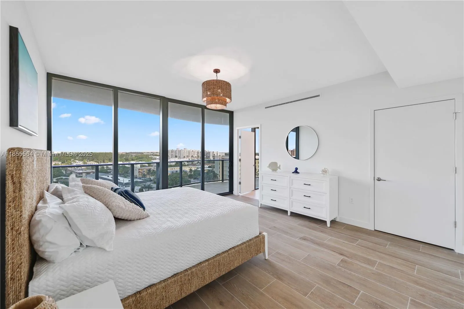 900 N Ocean Blvd, #801