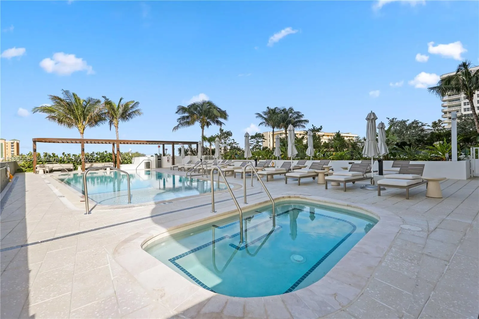 900 N Ocean Blvd, #801