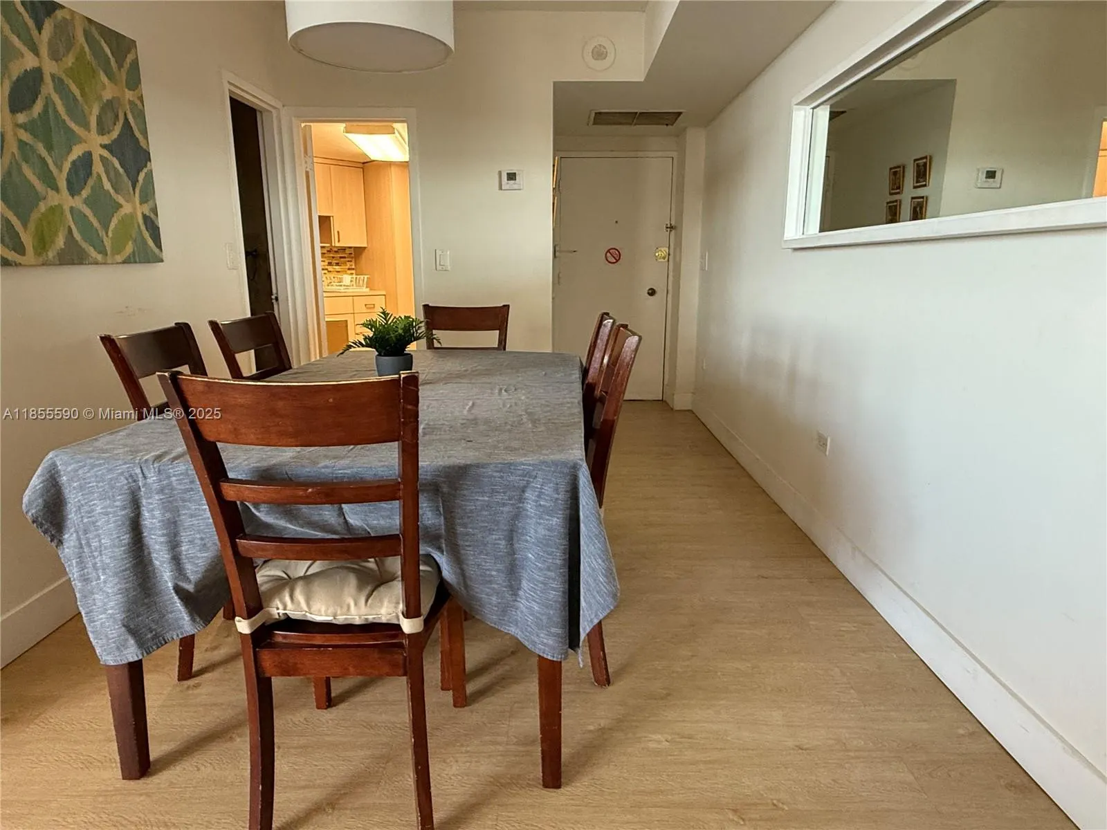 999 Brickell Bay Dr, #604