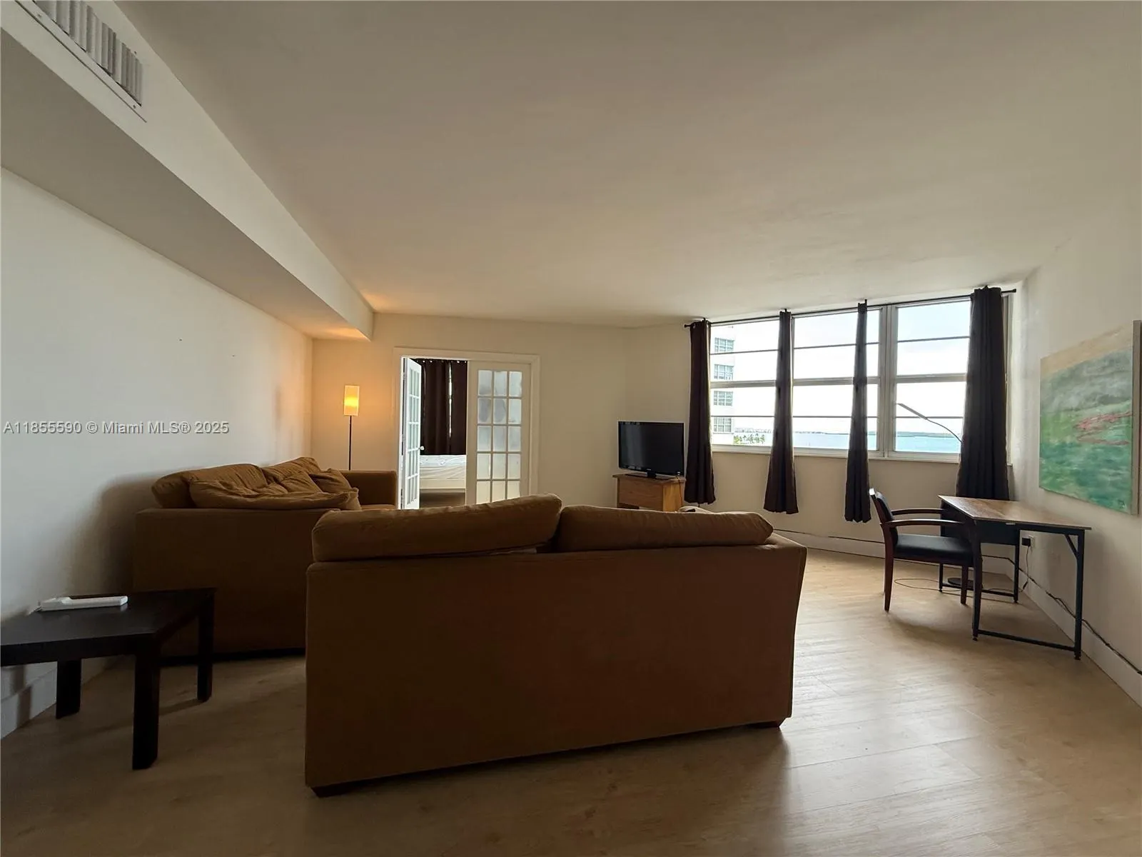 999 Brickell Bay Dr, #604