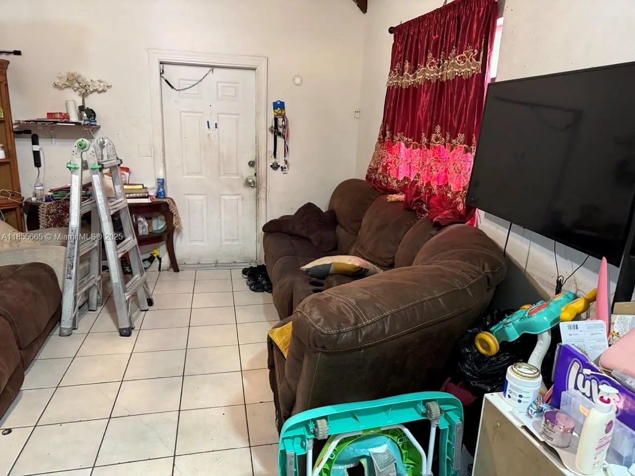 1801 Gardenia Rd
