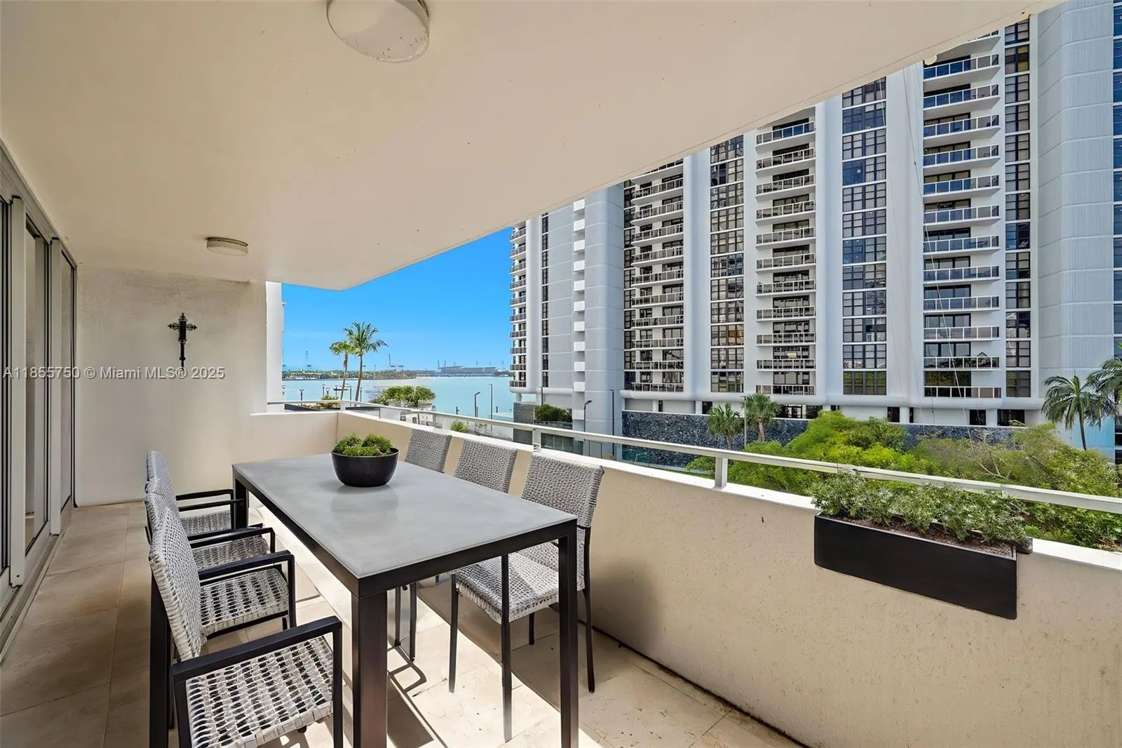 11 Island Ave, #411