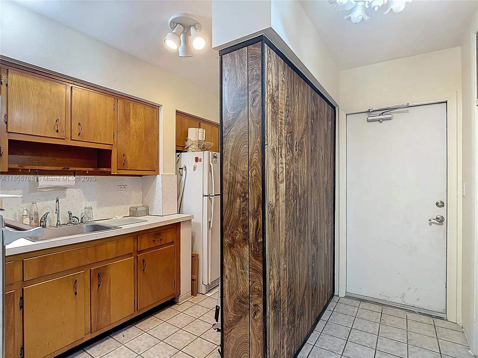 6580 Santona St, #A16