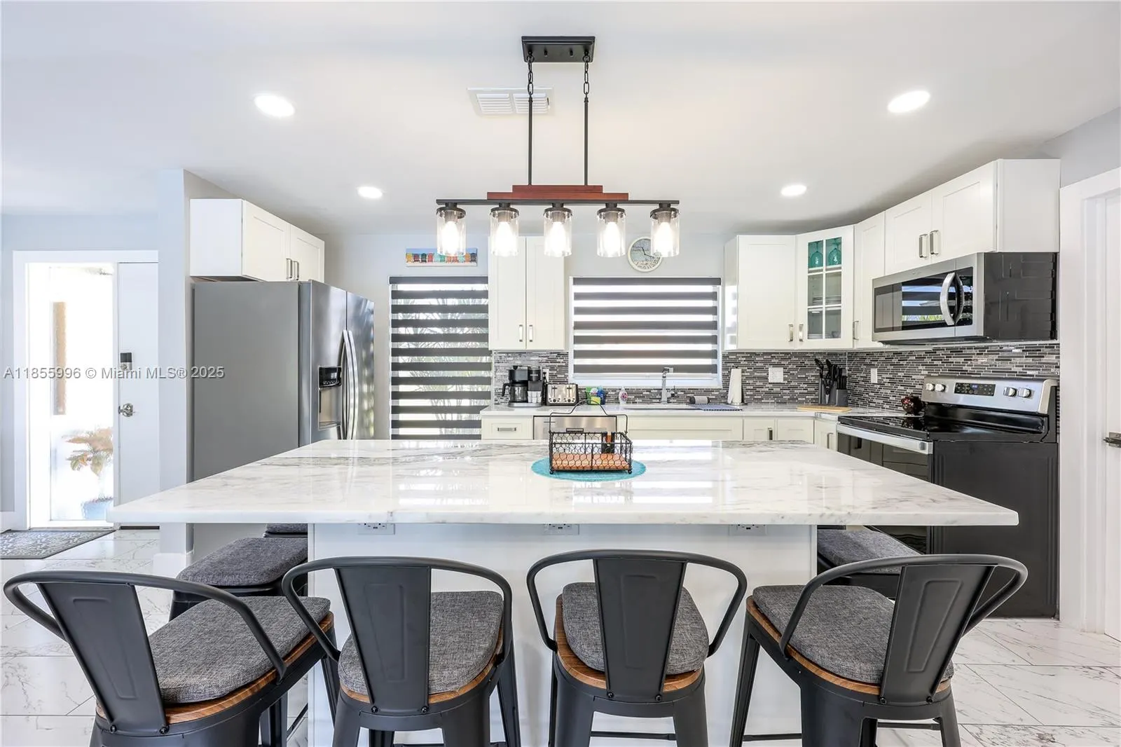 3505 SE 16th Place