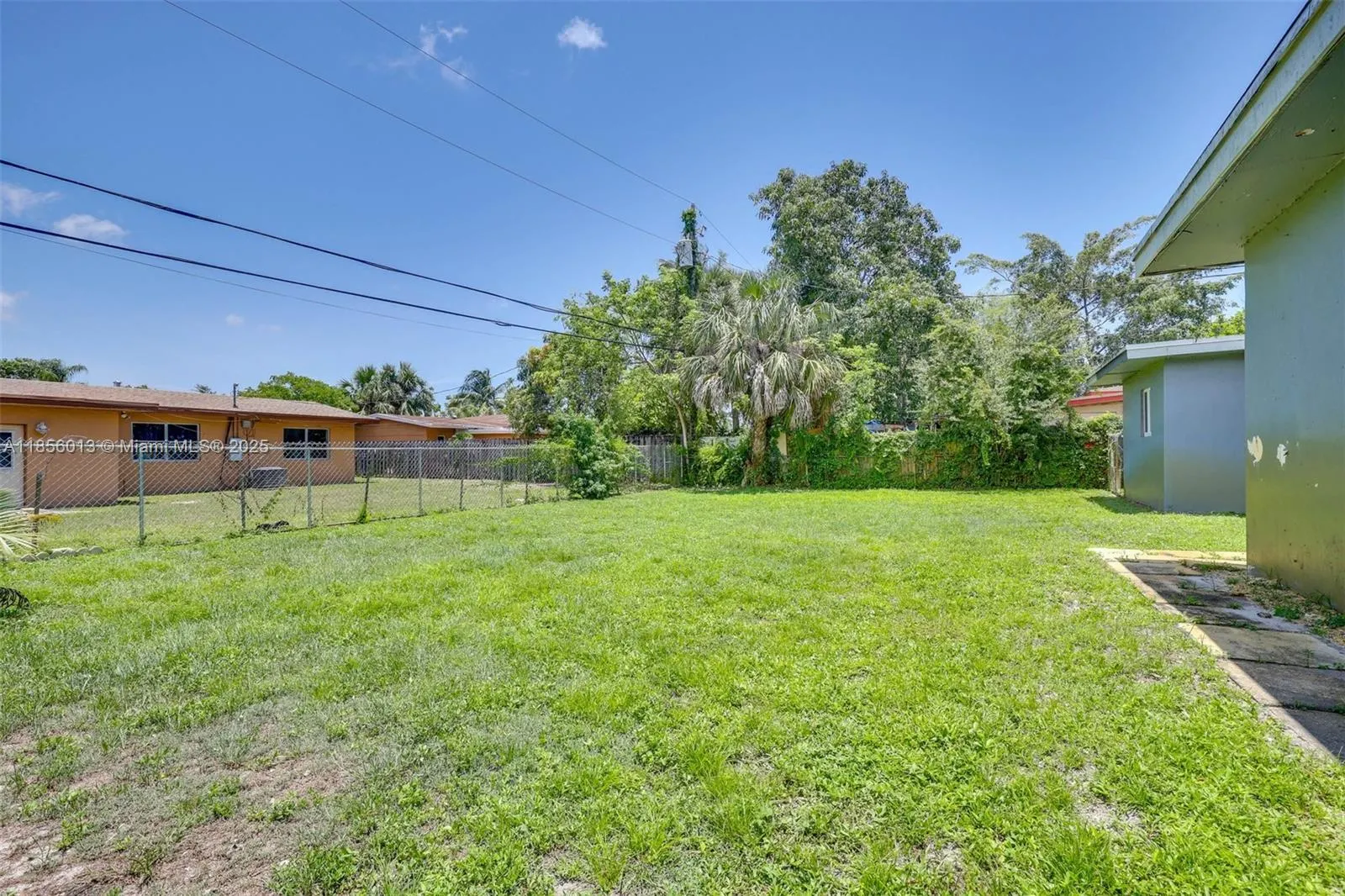 3431 Jackson Blvd
