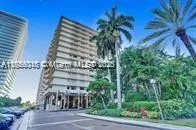 10185 Collins Ave, #818
