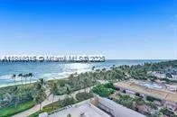 10185 Collins Ave, #818