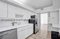 10185 Collins Ave, #818