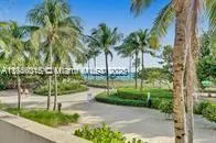 10185 Collins Ave, #818
