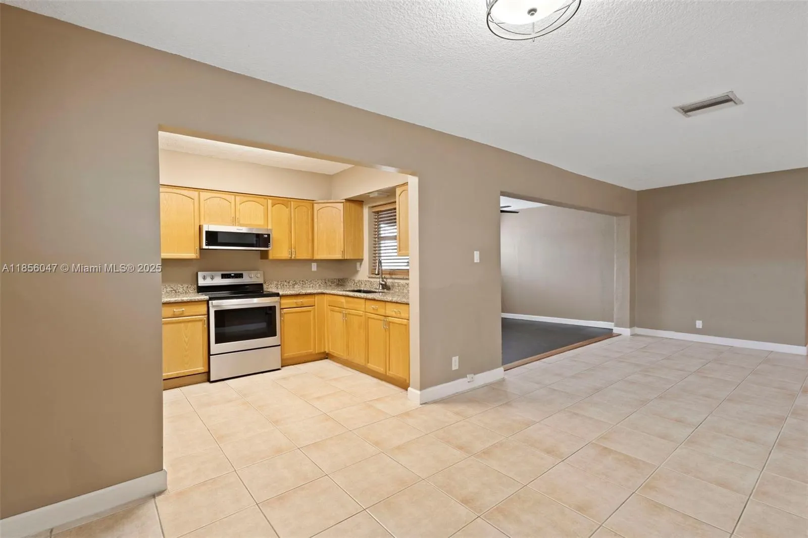 7309 NW 60th St