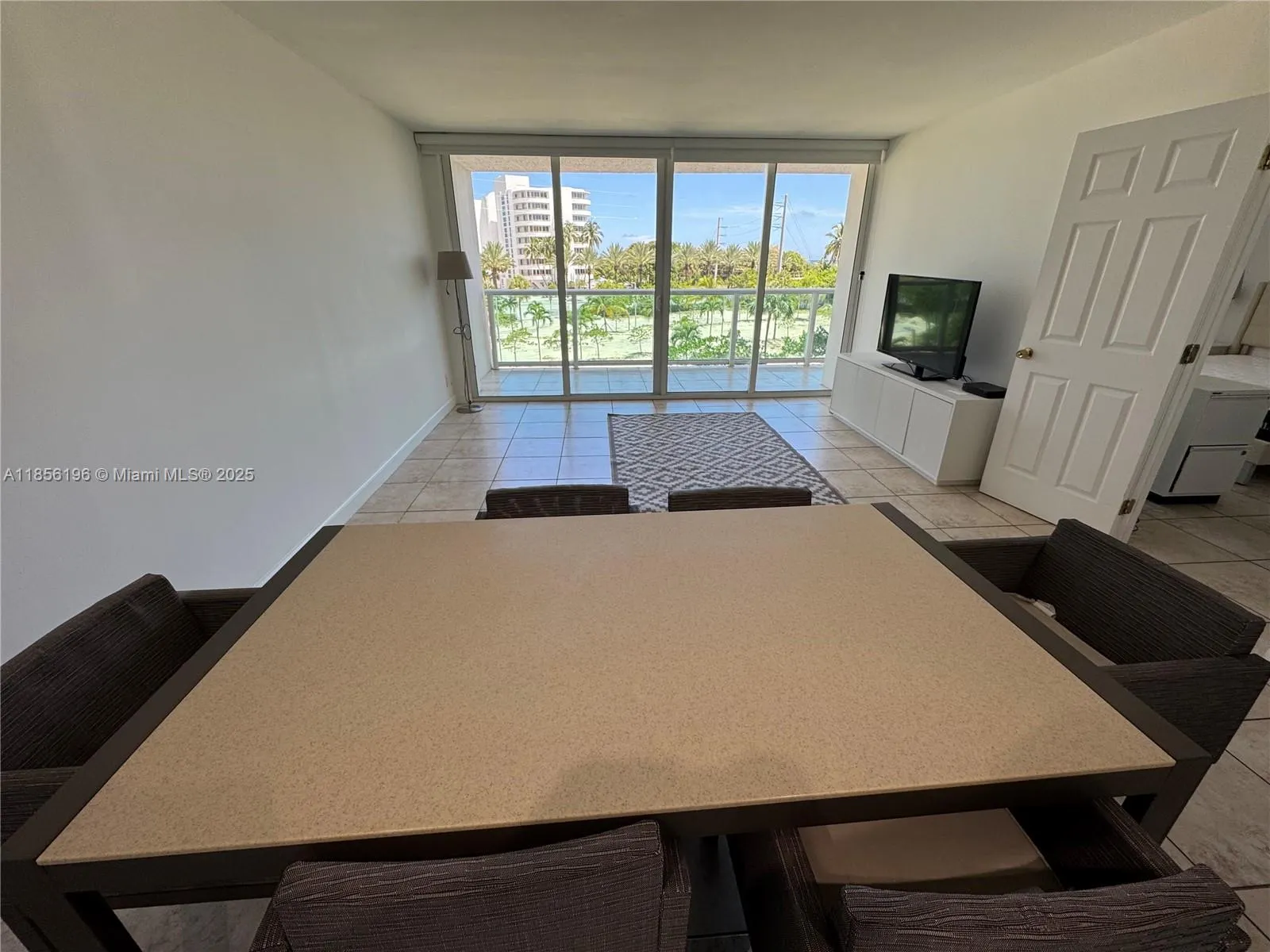 100 Bayview Dr, #309