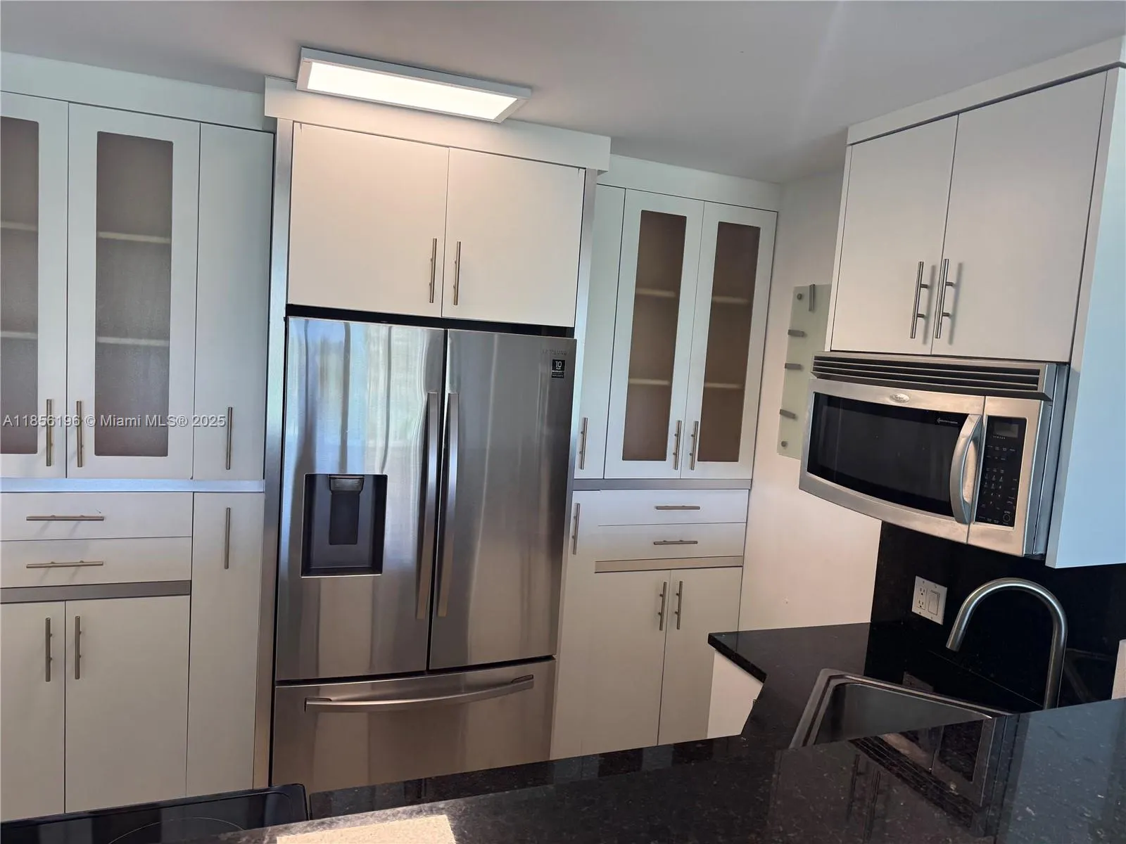 100 Bayview Dr, #309