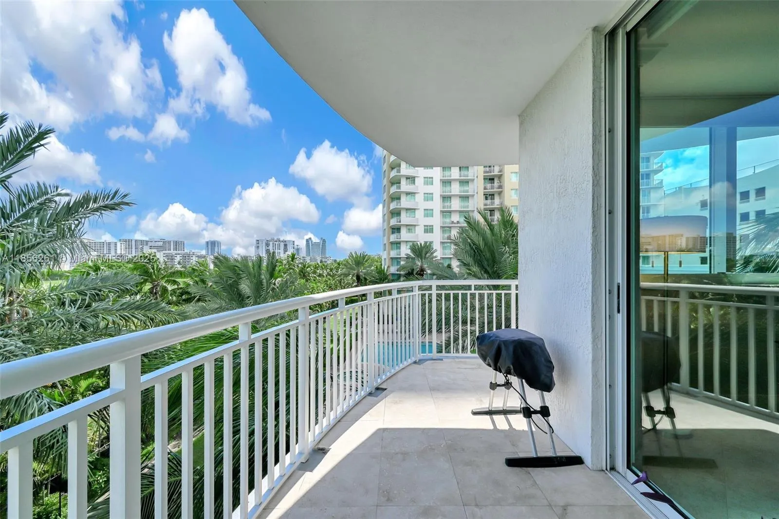 1745 E Hallandale Beach Blvd, #303W