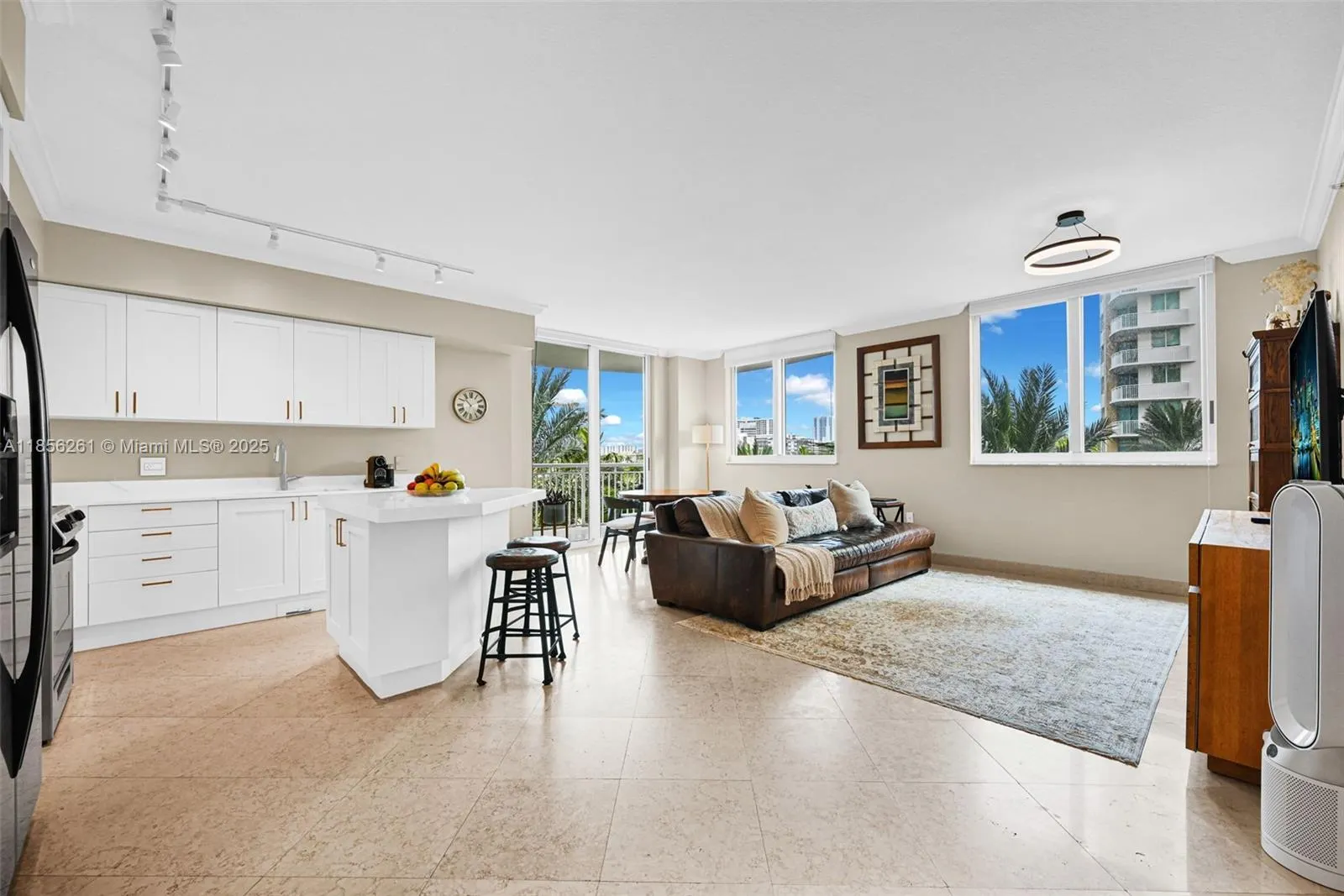 1745 E Hallandale Beach Blvd, #303W