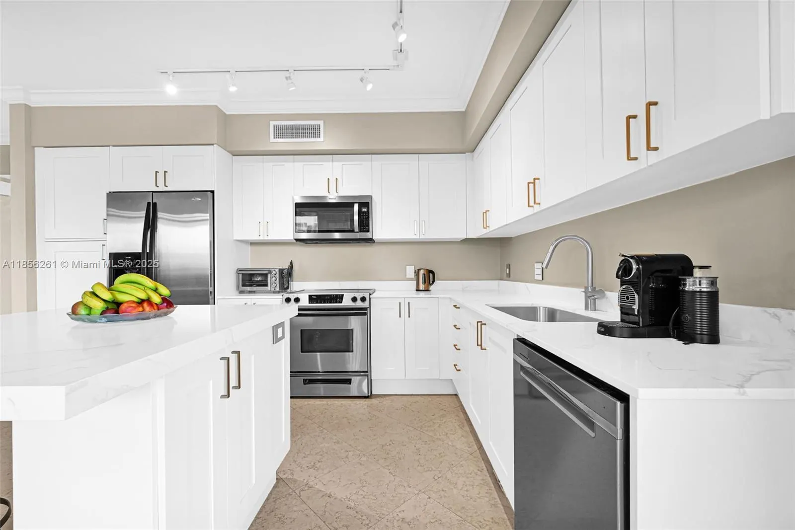 1745 E Hallandale Beach Blvd, #303W