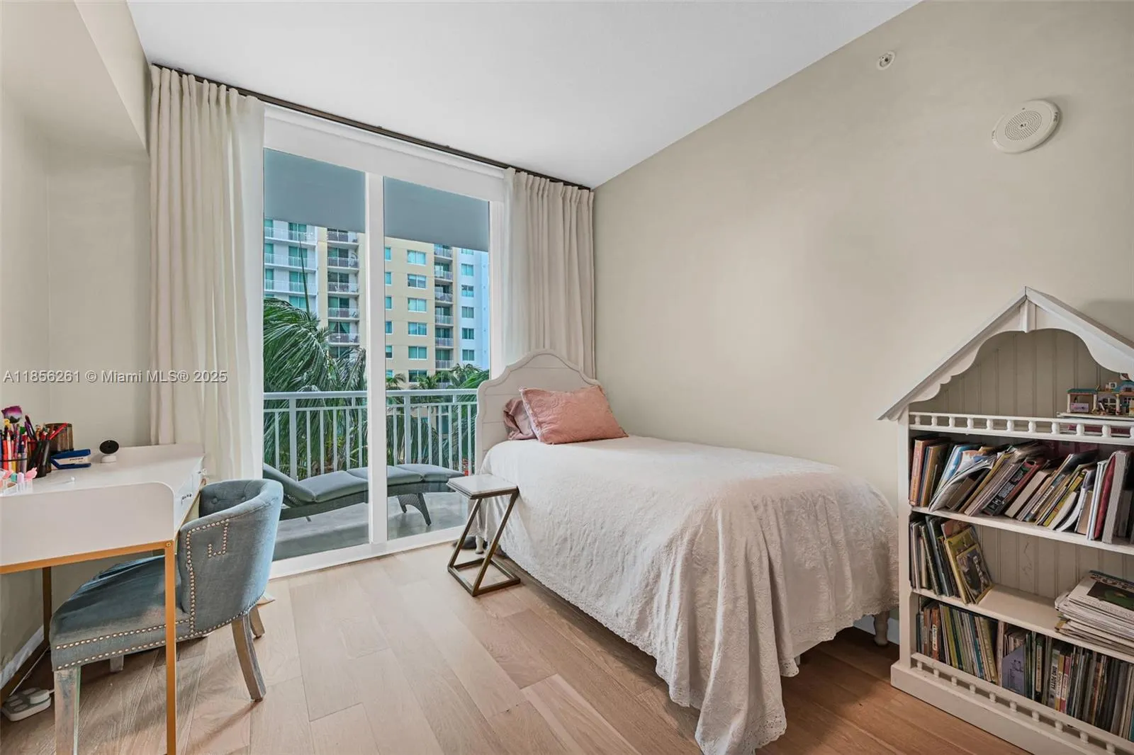 1745 E Hallandale Beach Blvd, #303W