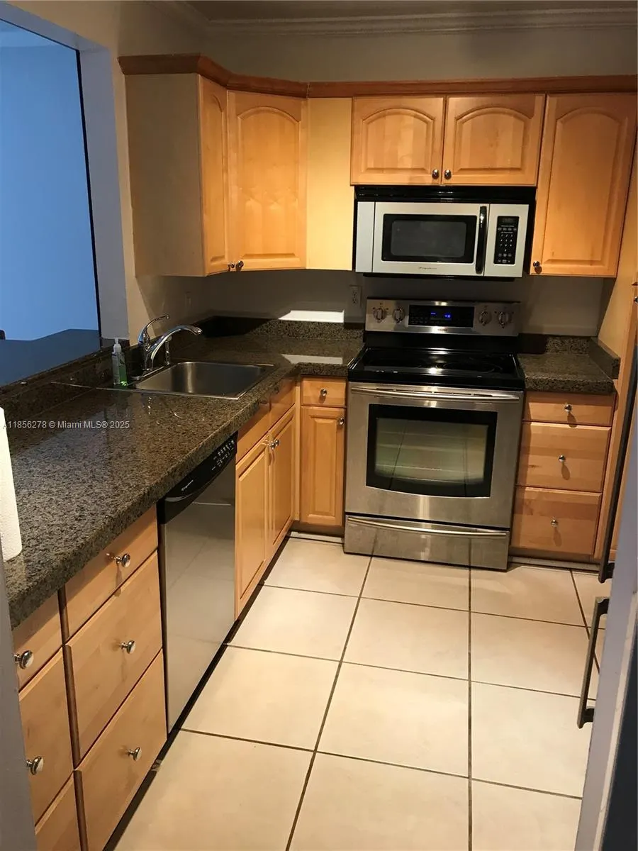 8851 N New River Canal Rd, #11E
