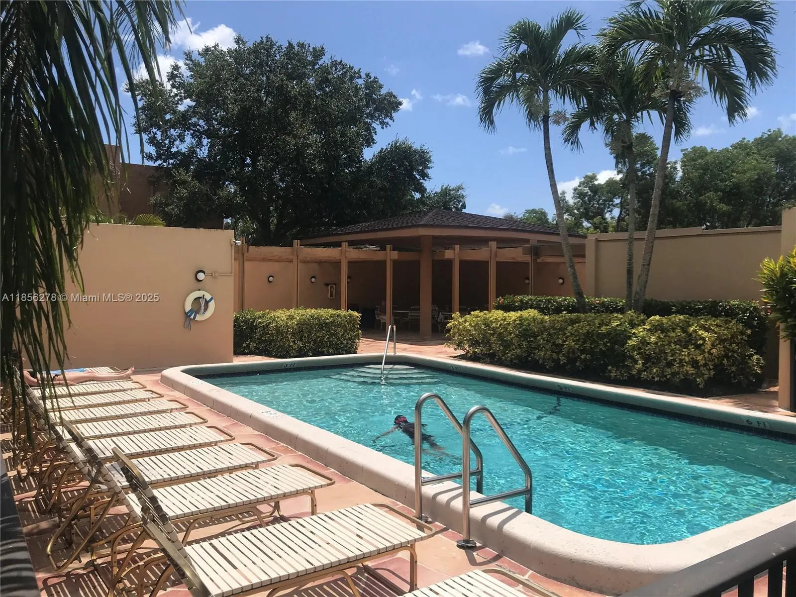 8851 N New River Canal Rd, #11E