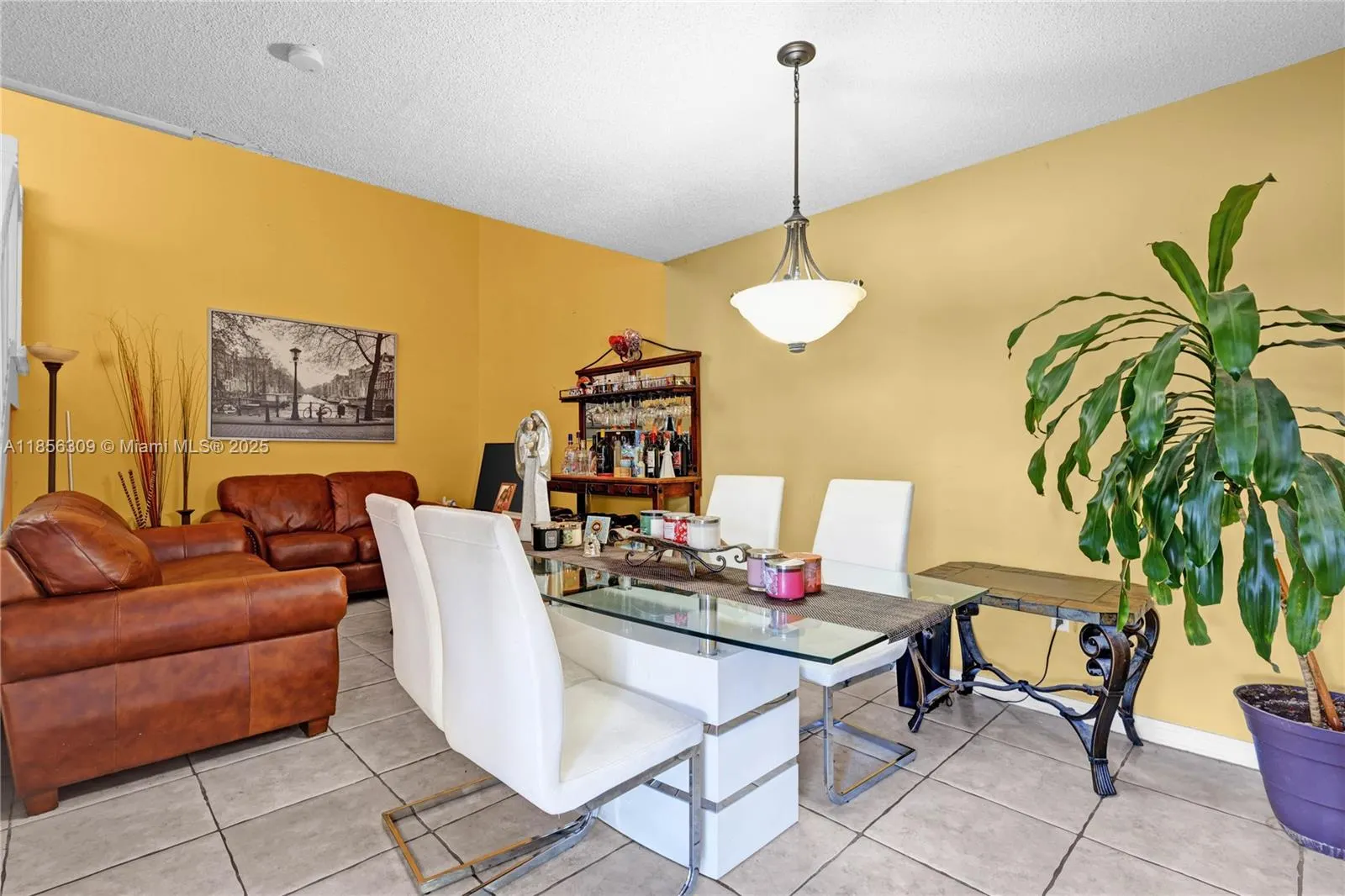 10077 NW 5th Ter, #10077