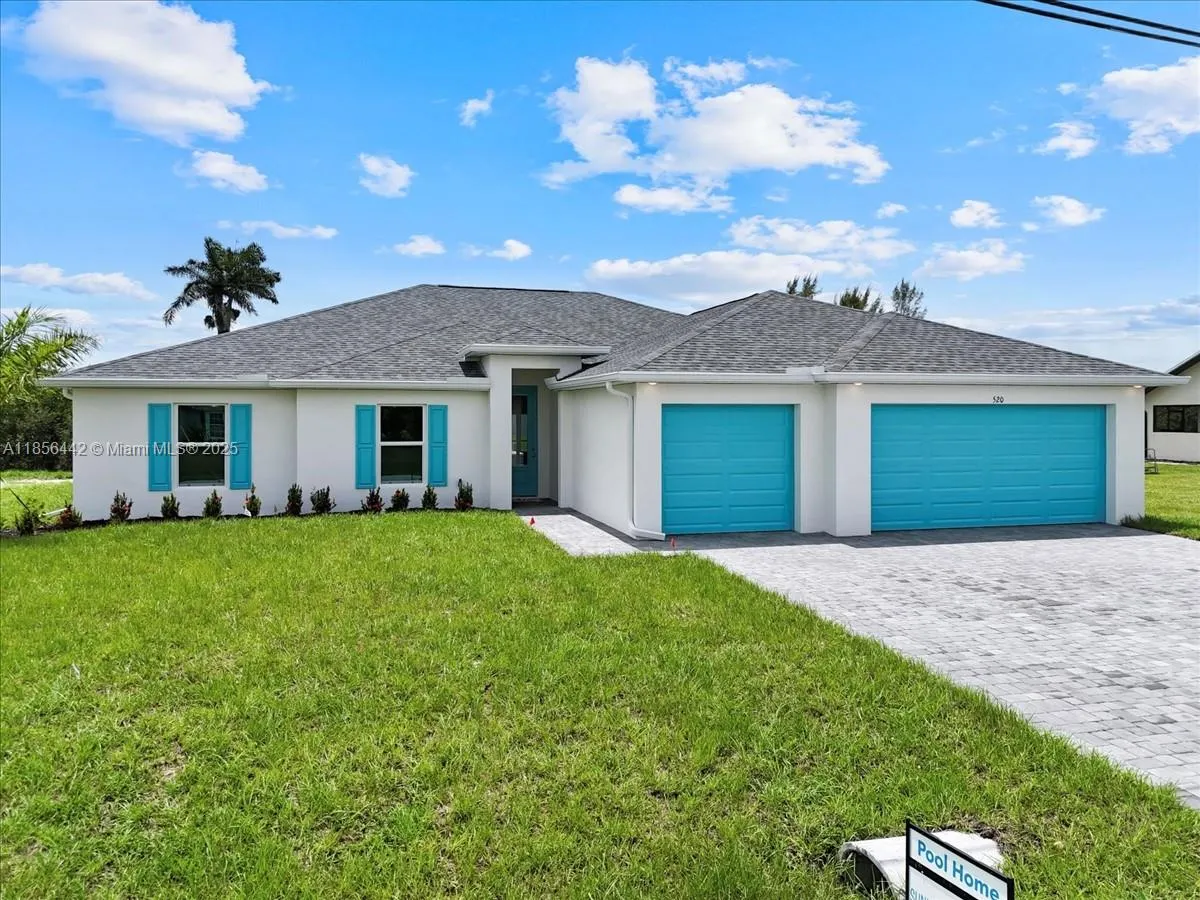 520 SW 28th St