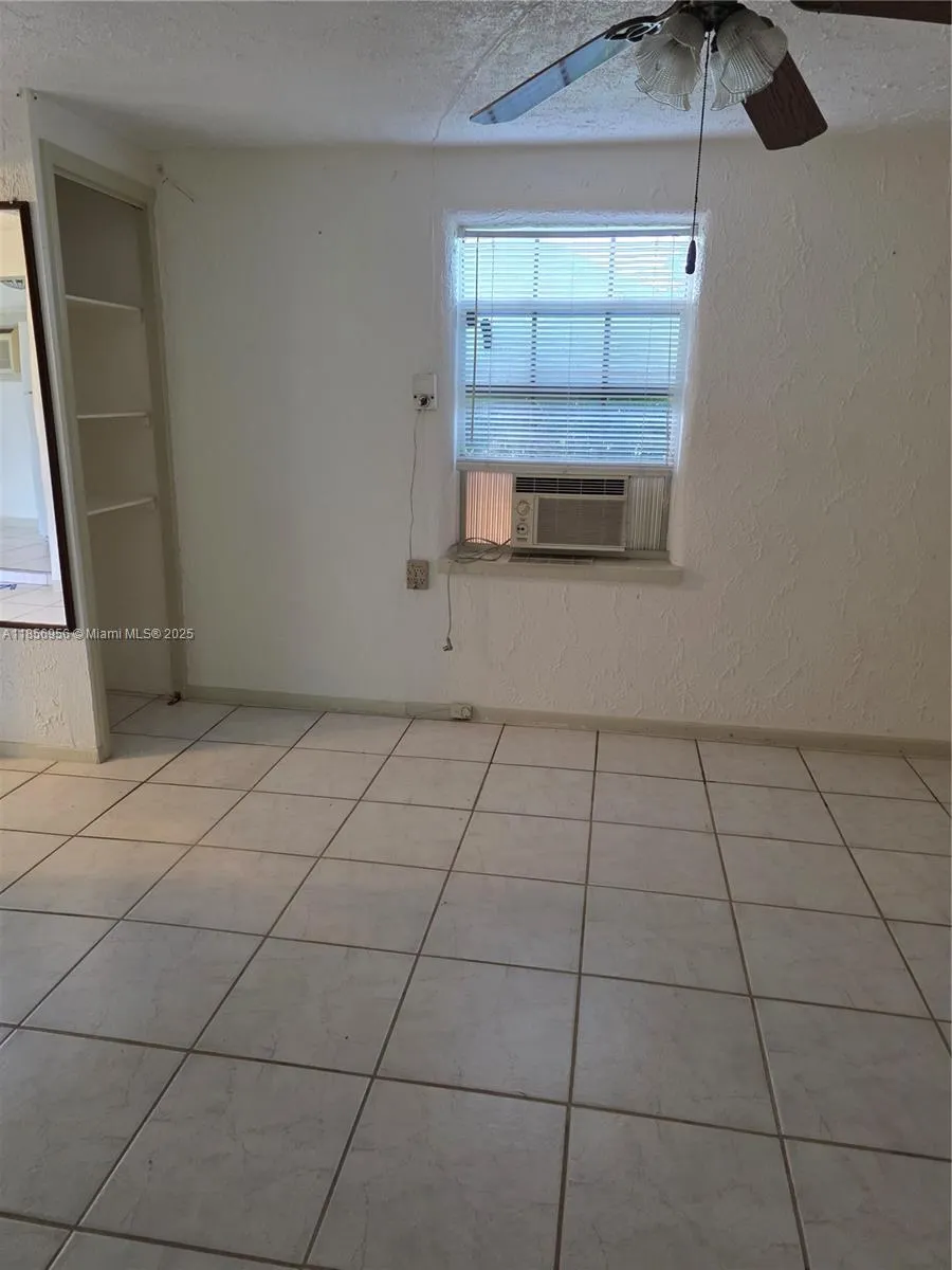 4321 Kirby Loop Road, #2