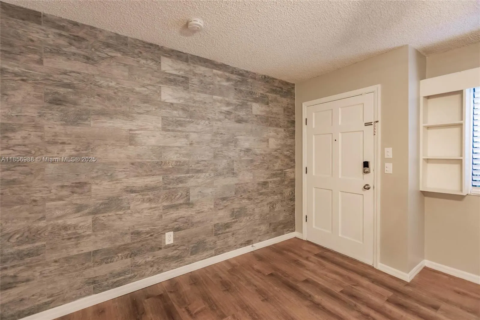 7603 Penny Ln